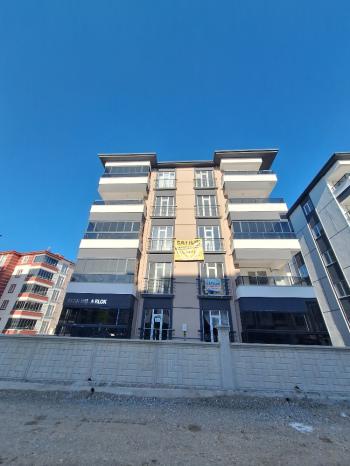 GÜVENAY - ÇORUM ULUKAVAK MEHMETCİK ANADOLU LİSESİ  CİVARI 3+1 KİRALIK DAİRE 