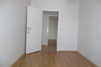 EMLAK KONUTLARINDA YATIRIMLIK 3+1 SATILIK DAİRE 