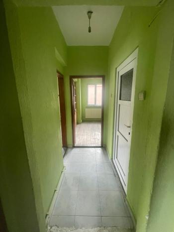 AFYON ÜÇOK EMLAKTAN EŞREFPAŞA MAH KİRALIK TEMİZ BAKIMLI 2+1 ARAKAT DAİRE