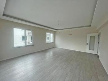 AFYON ÜÇOK EMLAKTAN SÜLÜN DE ANA YOL ÜZERİ KİRALIK ARAKAT 3+1 ASANSÖRLÜ LÜX GENİŞ DAİRE