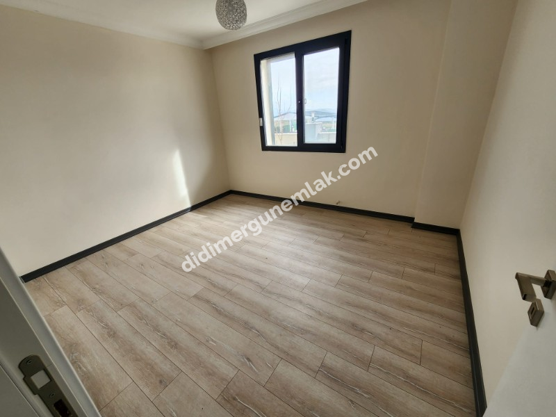 HİSAR MAHALLESİ’NDE BAHÇELİ & DENİZ MANZARALI 2+1 | DİGEM ARKASI FİYAT: 4.750.000 TL