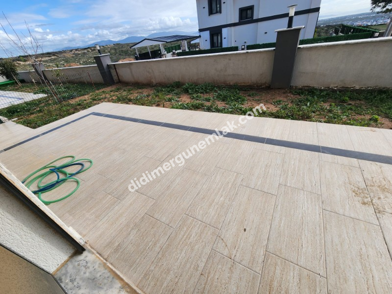 HİSAR MAHALLESİ’NDE BAHÇELİ & DENİZ MANZARALI 2+1 | DİGEM ARKASI FİYAT: 4.750.000 TL