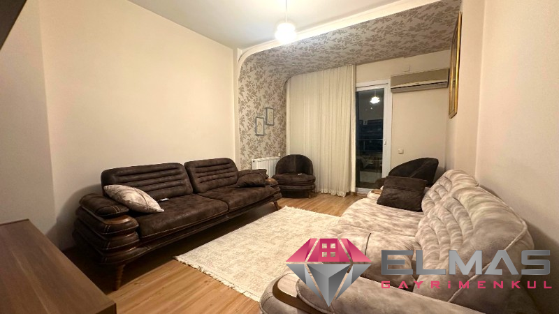 Elmas’tan Akkent’te Geniş Metraj Havuzlu Bağımsız Mutfak 3+1