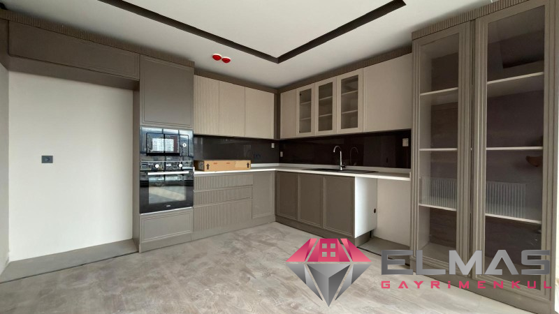 Elmas’tan Menteş’te Lüks Projede Havuzlu Kapalı Otoparklı 2+1