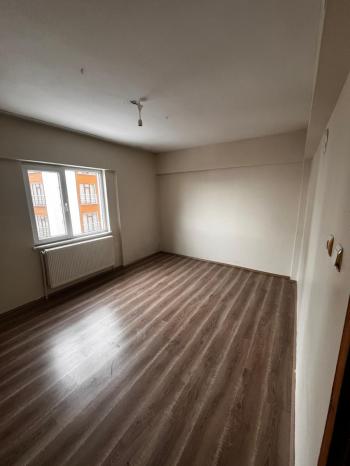 YENİ MAH. KİRALIK 3+1 DAİRE