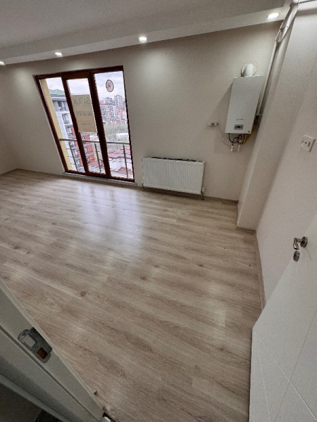 Alibeyköy Metro’ya 3 Dk Otoparklı 5.Kat Kiracılı Satılık Daire