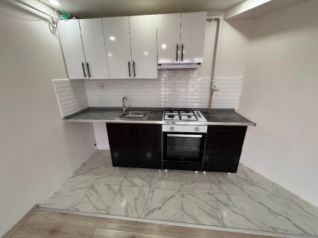 Alibeyköy Metro’ya 3 Dk Otoparklı 5.Kat Kiracılı Satılık Daire