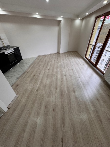 Alibeyköy Metro’ya 3 Dk Otoparklı 5.Kat Kiracılı Satılık Daire