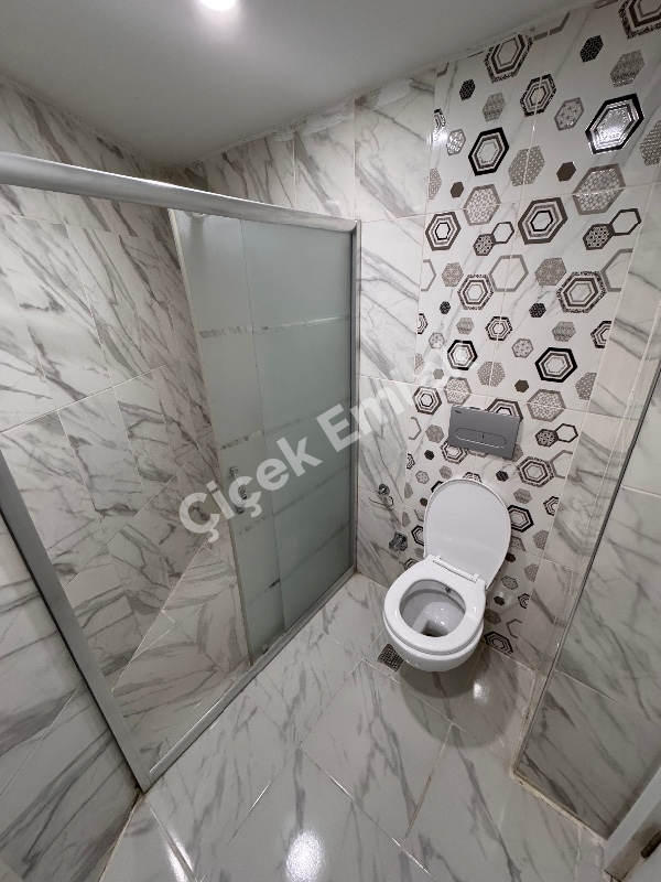 Alibeyköy Metro’ya 3 Dk Otoparklı 5.Kat Kiracılı Satılık Daire