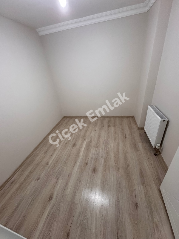 Alibeyköy Metro’ya 3 Dk Otoparklı 5.Kat Kiracılı Satılık Daire