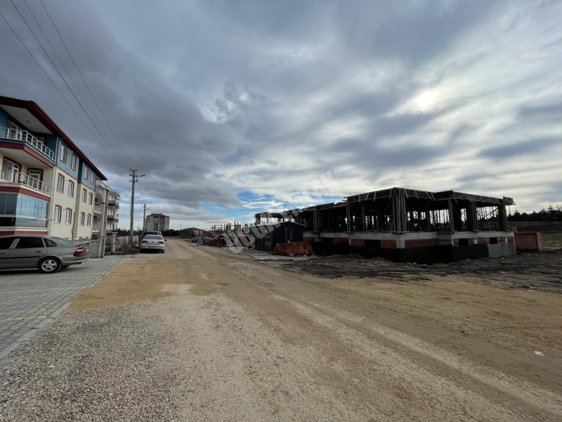 AFYON ÜÇOK EMLAKTAN MAREŞAL F ÇAKMAK MAH SATILIK SIFIR 3+1 DAİRELER 