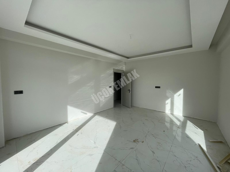 AFYON ÜÇOK EMLAKTAN MAREŞAL F ÇAKMAK MAH SATILIK SIFIR 3+1 DAİRELER 