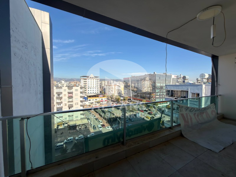 ALYANS'TAN GMK'YA SIFIR MASRAFSIZ HER İŞE UYGUN SATILIK OFİS