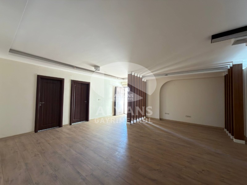 ALYANS'TAN GMK'YA SIFIR MASRAFSIZ HER İŞE UYGUN SATILIK OFİS