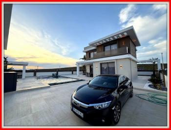 Didim'de Satılık Tam Müstakil 4+1 Villa