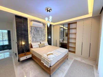 Didim'de Satılık Tam Müstakil 4+1 Villa