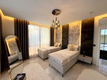 Didim'de Satılık Tam Müstakil 4+1 Villa