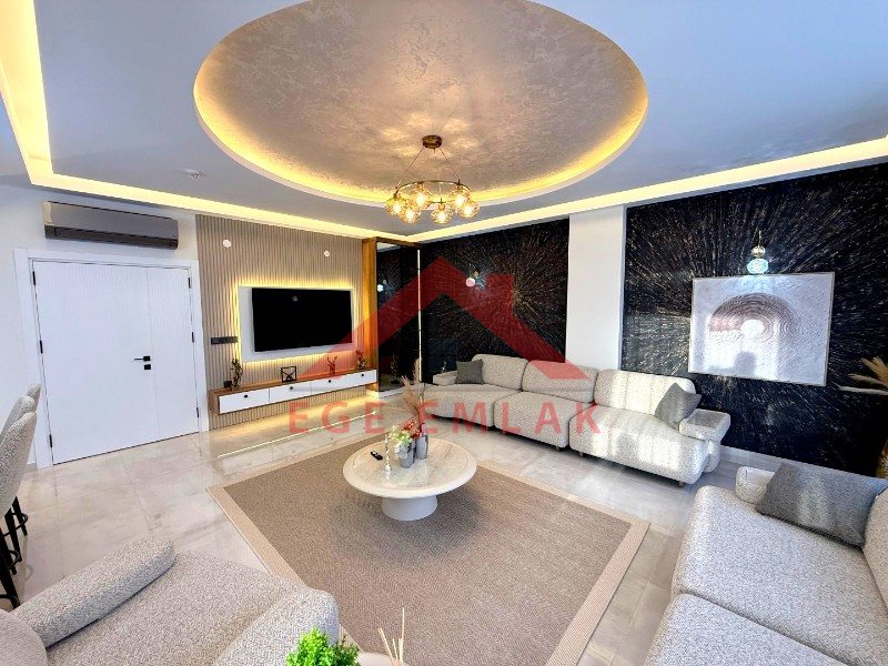 Didim'de Satılık Tam Müstakil 4+1 Villa