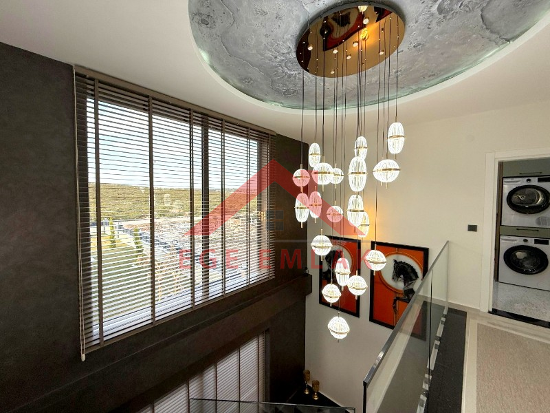Didim'de Satılık Tam Müstakil 4+1 Villa