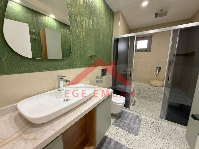 Didim'de Satılık Tam Müstakil 4+1 Villa