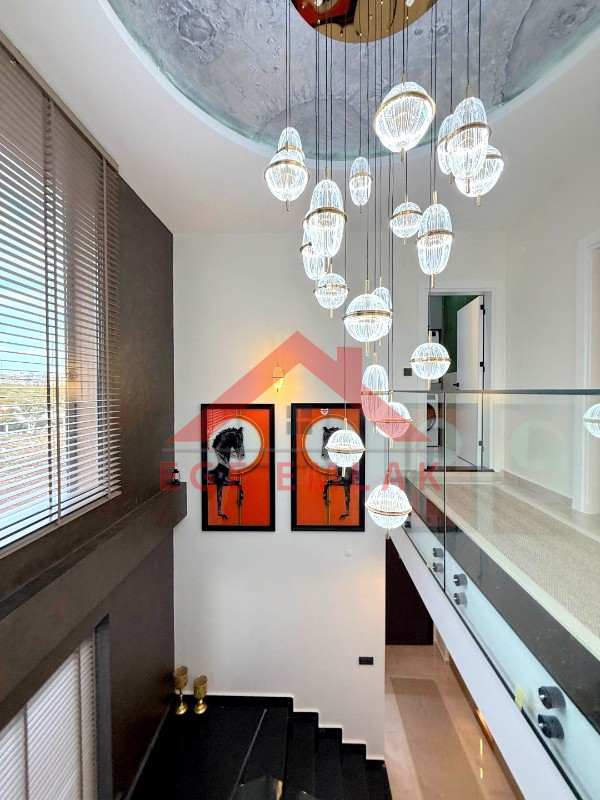 Didim'de Satılık Tam Müstakil 4+1 Villa