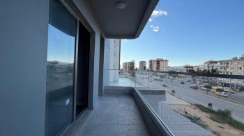 Elmas’tan GMK Üzeri Deniz Manzaralı Lüks Tasarım Sıfır 2+1