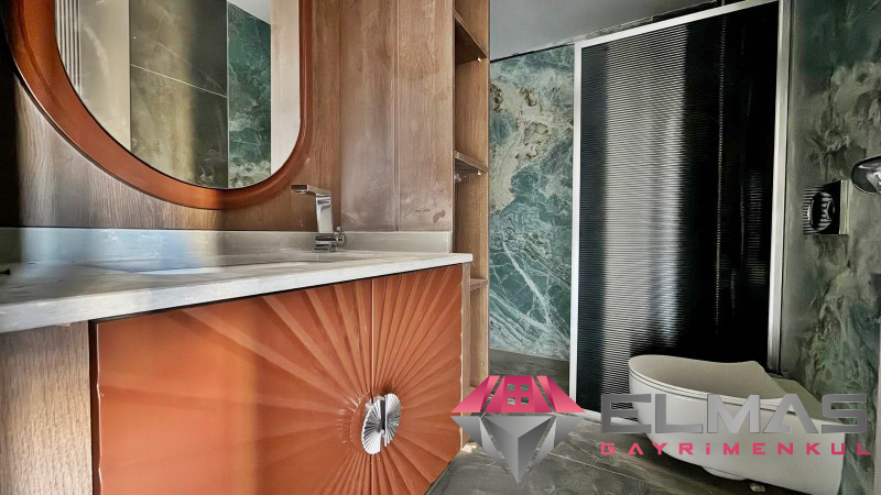 Elmas’tan GMK Üzeri Deniz Manzaralı Lüks Tasarım Sıfır 2+1