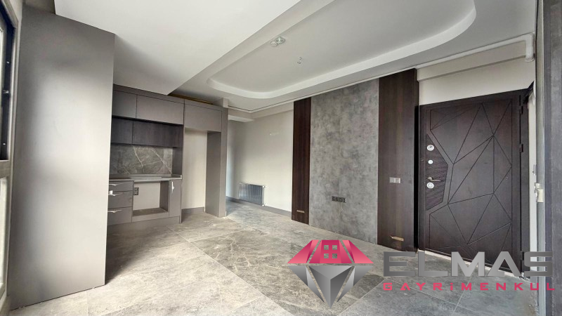 Elmas’tan GMK Üzeri Deniz Manzaralı Lüks Tasarım Sıfır 2+1