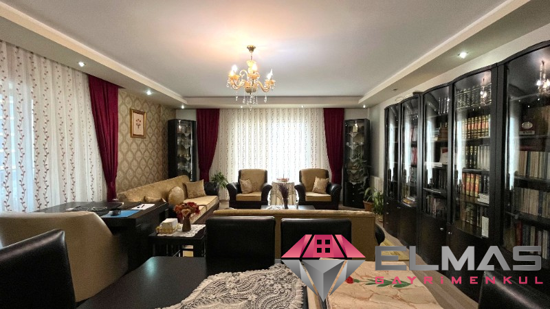 Elmas’tan 50.Yıl’da Full Donanımlı Lüks Emsalsiz 3+1