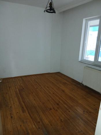 GÜVENAY - GÜLABİBEY HİCRET CAMİİ KARŞISI ÇORUM SATILIK 3+1 DAİRE