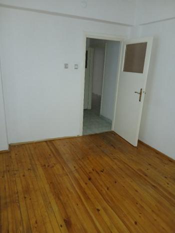 GÜVENAY - GÜLABİBEY HİCRET CAMİİ KARŞISI ÇORUM SATILIK 3+1 DAİRE
