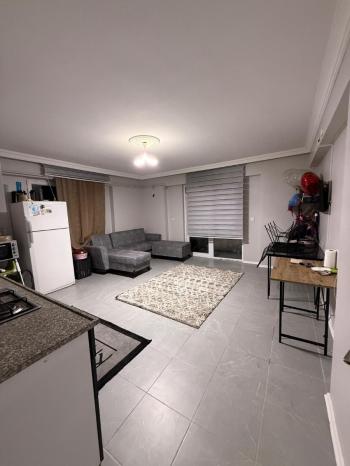 ÜNİVERSİTE BÖLGESİNDE SATILIK 1+1 DAİRE