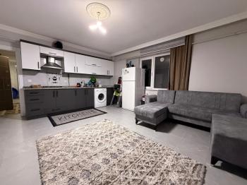 ÜNİVERSİTE BÖLGESİNDE SATILIK 1+1 DAİRE