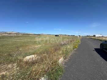 LEFKOŞA TÜRKELİ BÖLGESİNDE SATILIK ARSA