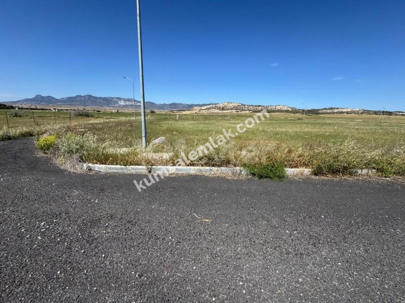 LEFKOŞA TÜRKELİ BÖLGESİNDE SATILIK ARSA