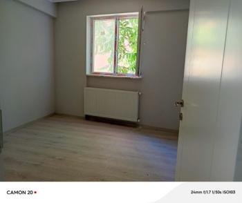 MUDANYA HALİTPAŞA 'da STADYUM MEVKİİ SATILIK 3.KAT SIFIR 1+1 DAİRE