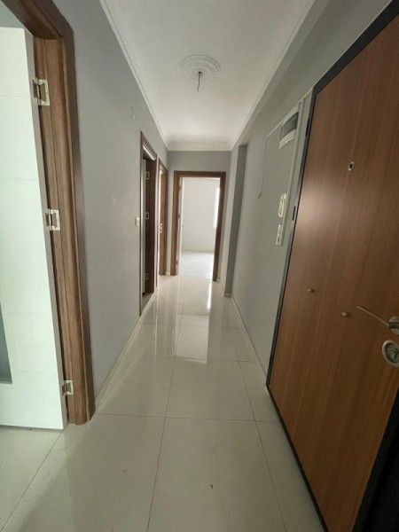 Çırçır’da Metro’ya 3 Dk Düzayak 2+1 Boş Satılık Daire