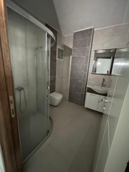 Çırçır’da Metro’ya 3 Dk Düzayak 2+1 Boş Satılık Daire