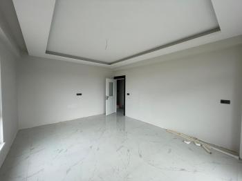 AFYON ÜÇOK EMLAKTAN MAREŞAL F ÇAKMAK MAH KİRALIK SIFIR LÜX 3+1 EBEBEYN BANYOLU DAİRE