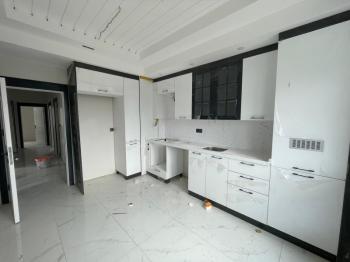 AFYON ÜÇOK EMLAKTAN MAREŞAL F ÇAKMAK MAH KİRALIK SIFIR LÜX 3+1 EBEBEYN BANYOLU DAİRE