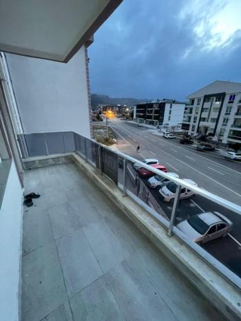 AFYON ÜÇOK EMLAKTAN UYDUKENT SELÇUKLU MAH KİRALIK ARAKAT LÜX 3+1 DAİRE