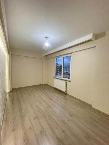 AFYON ÜÇOK EMLAKTAN UYDUKENT SELÇUKLU MAH KİRALIK ARAKAT LÜX 3+1 DAİRE