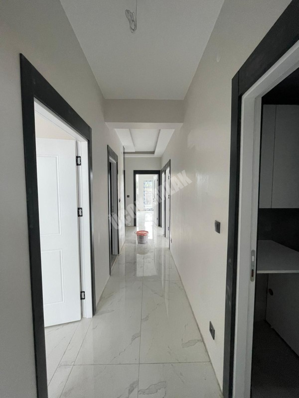 AFYON ÜÇOK EMLAKTAN MAREŞAL F ÇAKMAK MAH KİRALIK SIFIR LÜX 3+1 ARAKAT EBEBEYN BANYOLU DAİRE