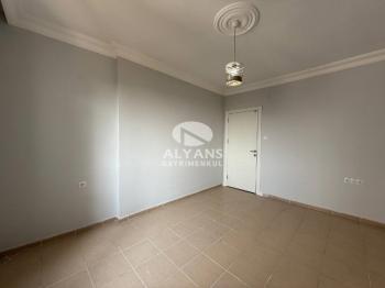 ALYANSTAN DENİZE YÜRÜME MESAFESİNDE SİTE İÇİ BAĞIMSIZ MUTFAK 3+1