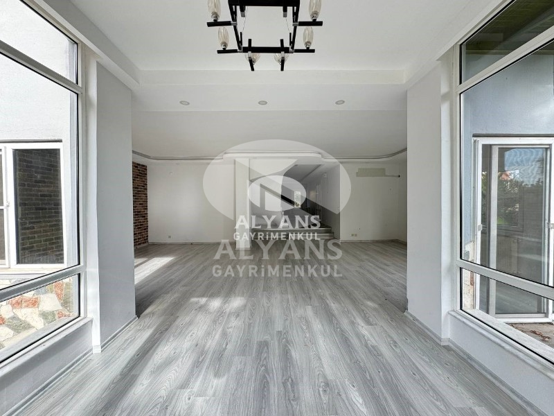 ALYANS'TAN YEŞİLE DOYACAĞINIZ ÖZEL BAHÇELİ MASRAFSIZ TRİPLEX 5+2