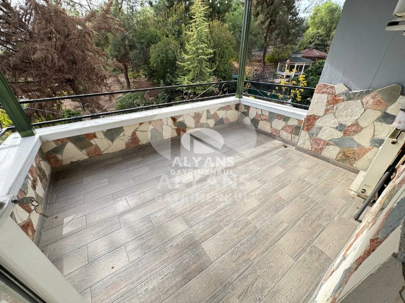 ALYANS'TAN YEŞİLE DOYACAĞINIZ ÖZEL BAHÇELİ MASRAFSIZ TRİPLEX 5+2