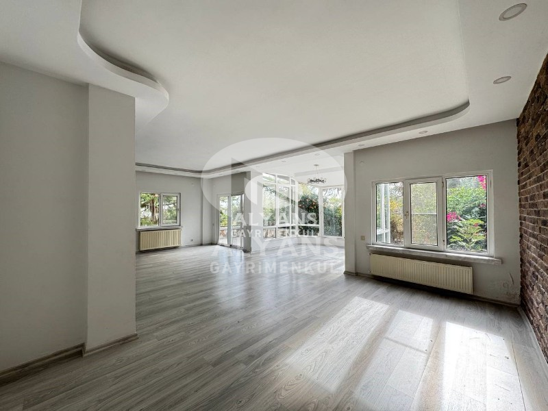 ALYANS'TAN YEŞİLE DOYACAĞINIZ ÖZEL BAHÇELİ MASRAFSIZ TRİPLEX 5+2