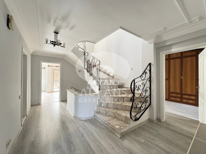 ALYANS'TAN YEŞİLE DOYACAĞINIZ ÖZEL BAHÇELİ MASRAFSIZ TRİPLEX 5+2