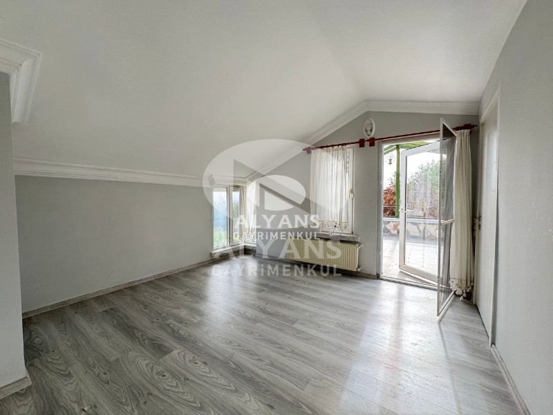 ALYANS'TAN YEŞİLE DOYACAĞINIZ ÖZEL BAHÇELİ MASRAFSIZ TRİPLEX 5+2