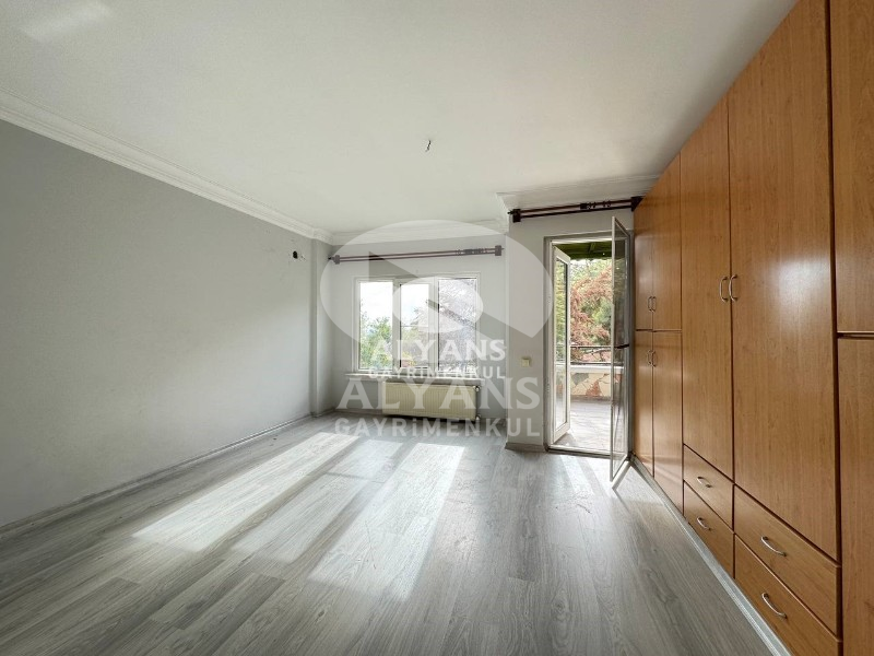 ALYANS'TAN YEŞİLE DOYACAĞINIZ ÖZEL BAHÇELİ MASRAFSIZ TRİPLEX 5+2